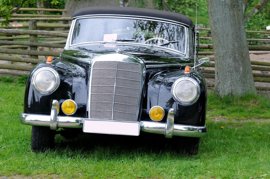 De cotxes d’alta gamma, riscos i innovació