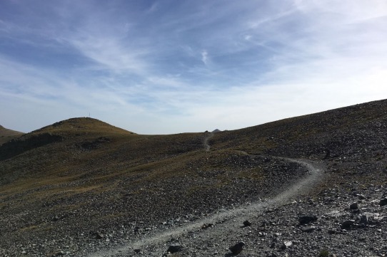 I si afrontéssim els reptes com un nen a la muntanya?